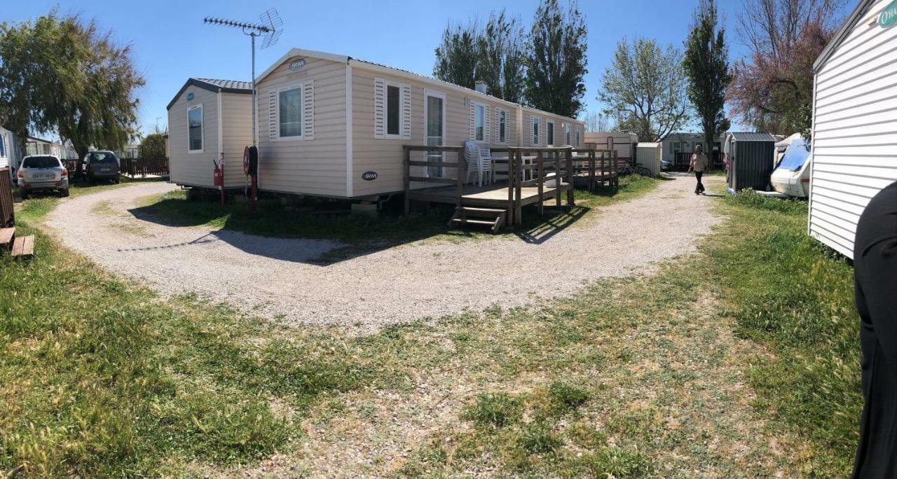 Camping Horizon Bar 弗龙蒂尼昂 外观 照片