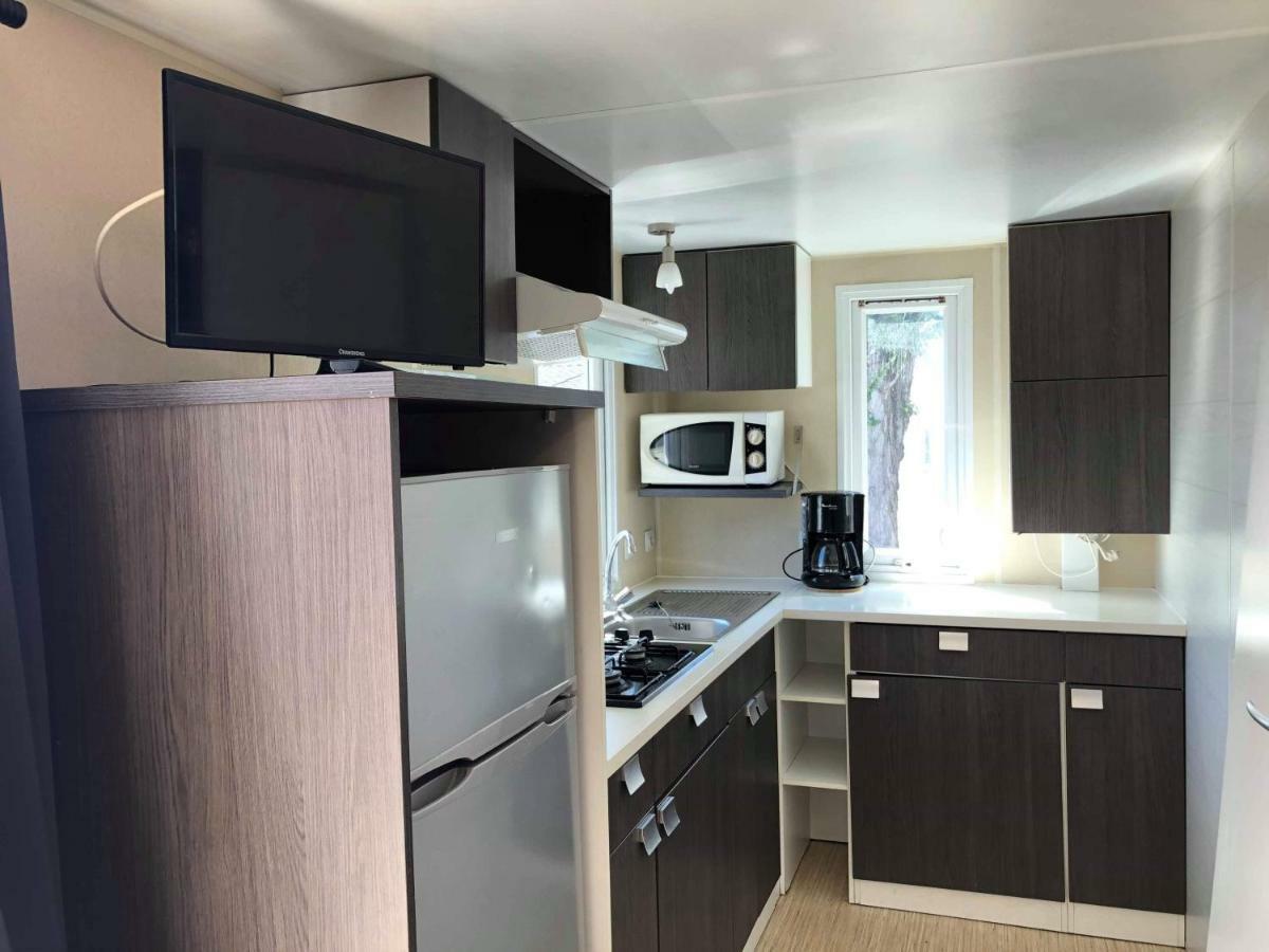 Camping Horizon Bar 弗龙蒂尼昂 外观 照片