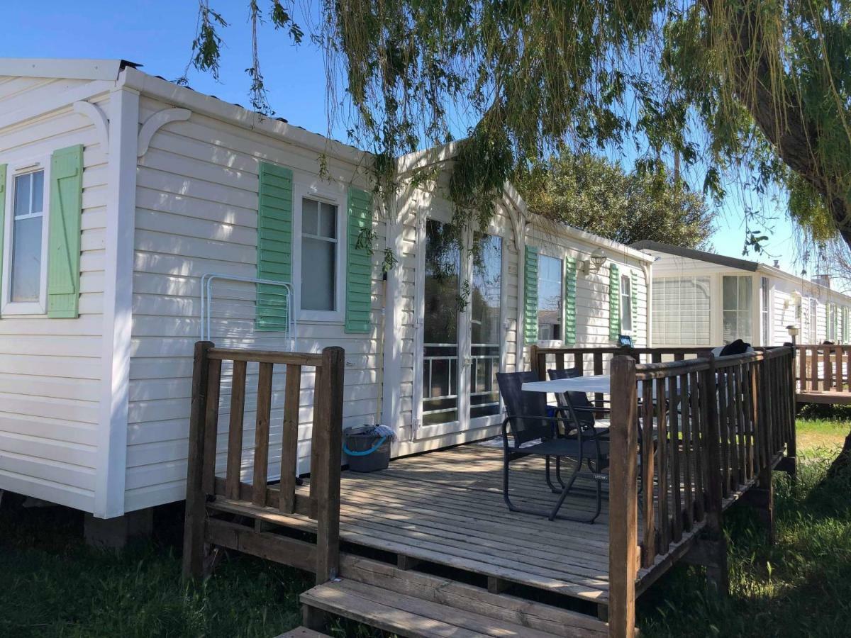 Camping Horizon Bar 弗龙蒂尼昂 外观 照片